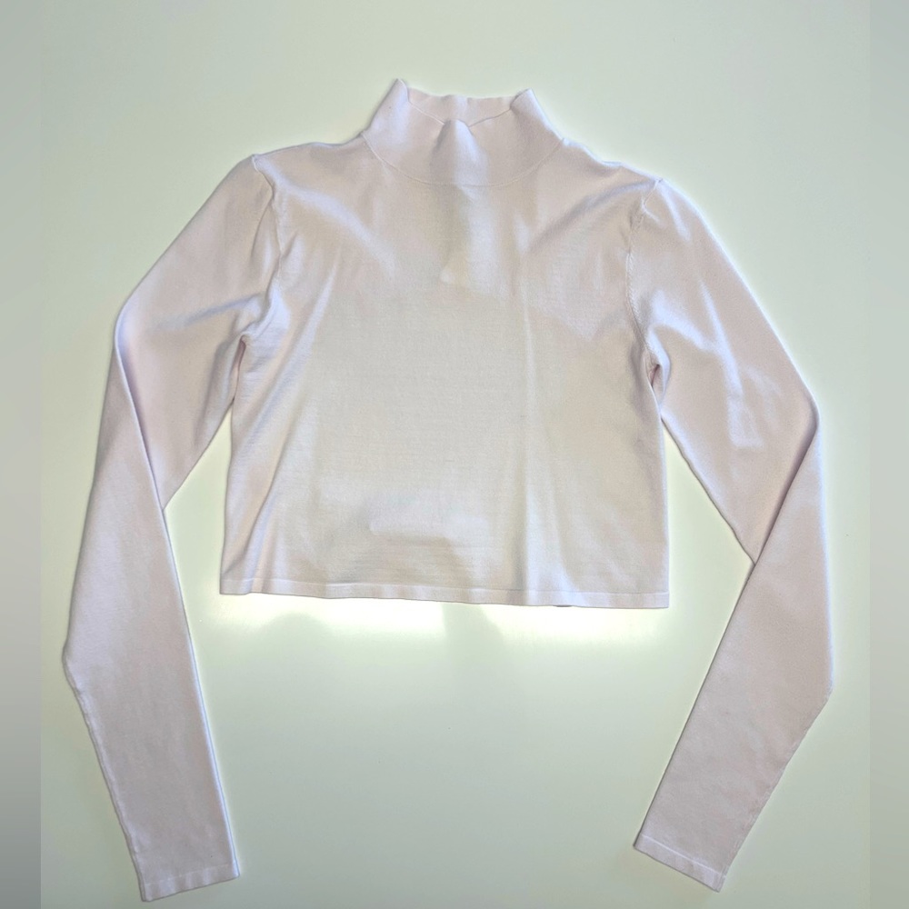 Sun-deh long sleeve open back crop top